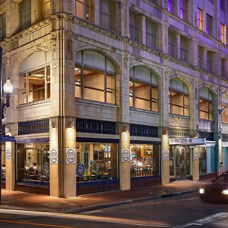 Renaissance New Orleans Pere Marquette French Quarter Area Hotel Exterior photo